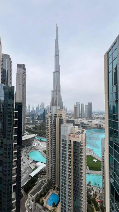 Luxury Burj Khalifa View - Mins Walking Dubai Mallアパートメント エクステリア 写真